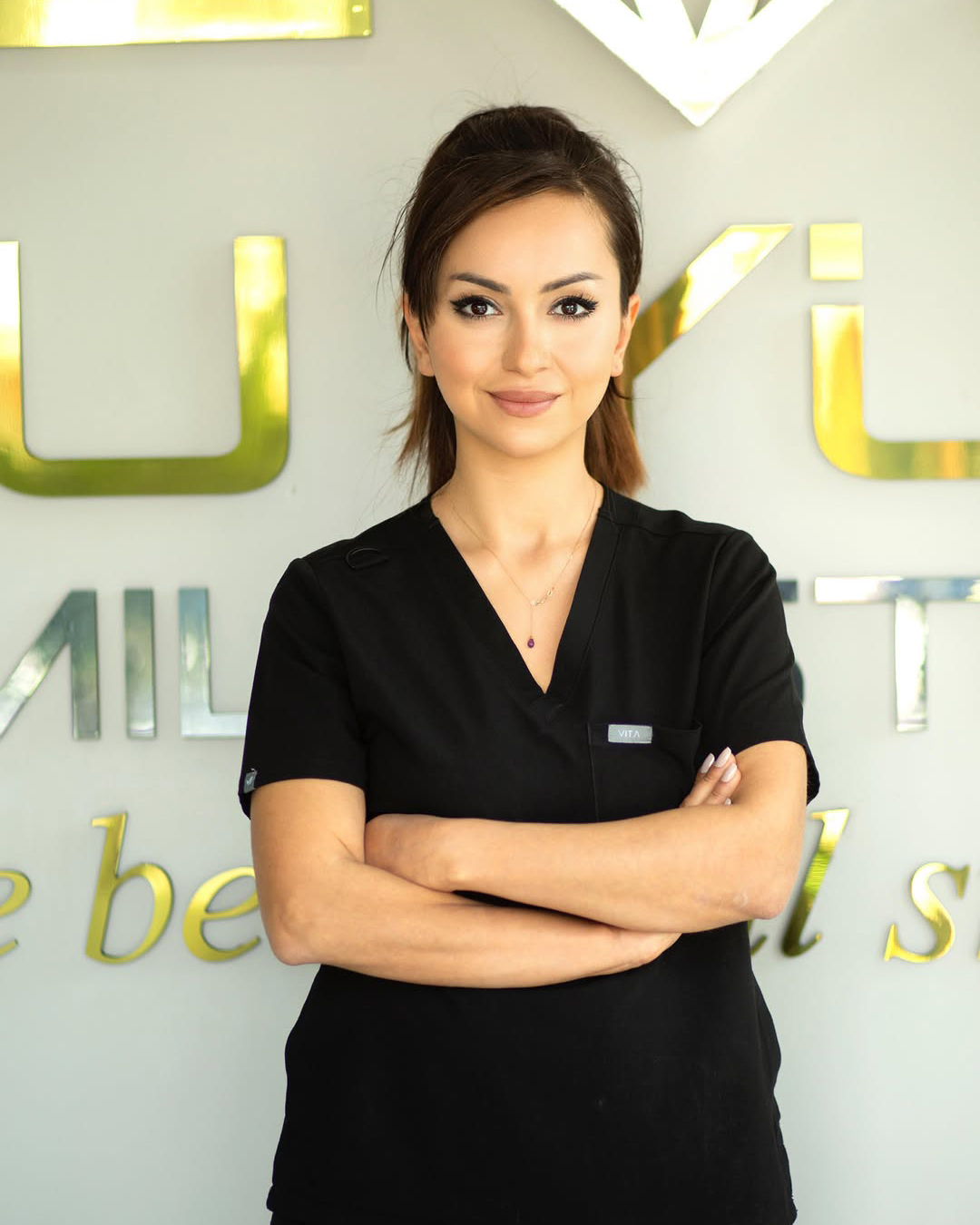 Dt. Ebru Yüceer Dt. Ebru Yüceer-One of the best dentist in Turkey